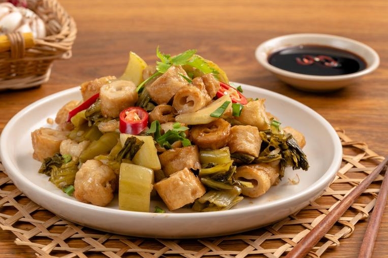 Món ruột heo chay xào cải chua thơm ngon đưa cơm Món ruột heo chay xào cải chua thơm ngon đưa cơm