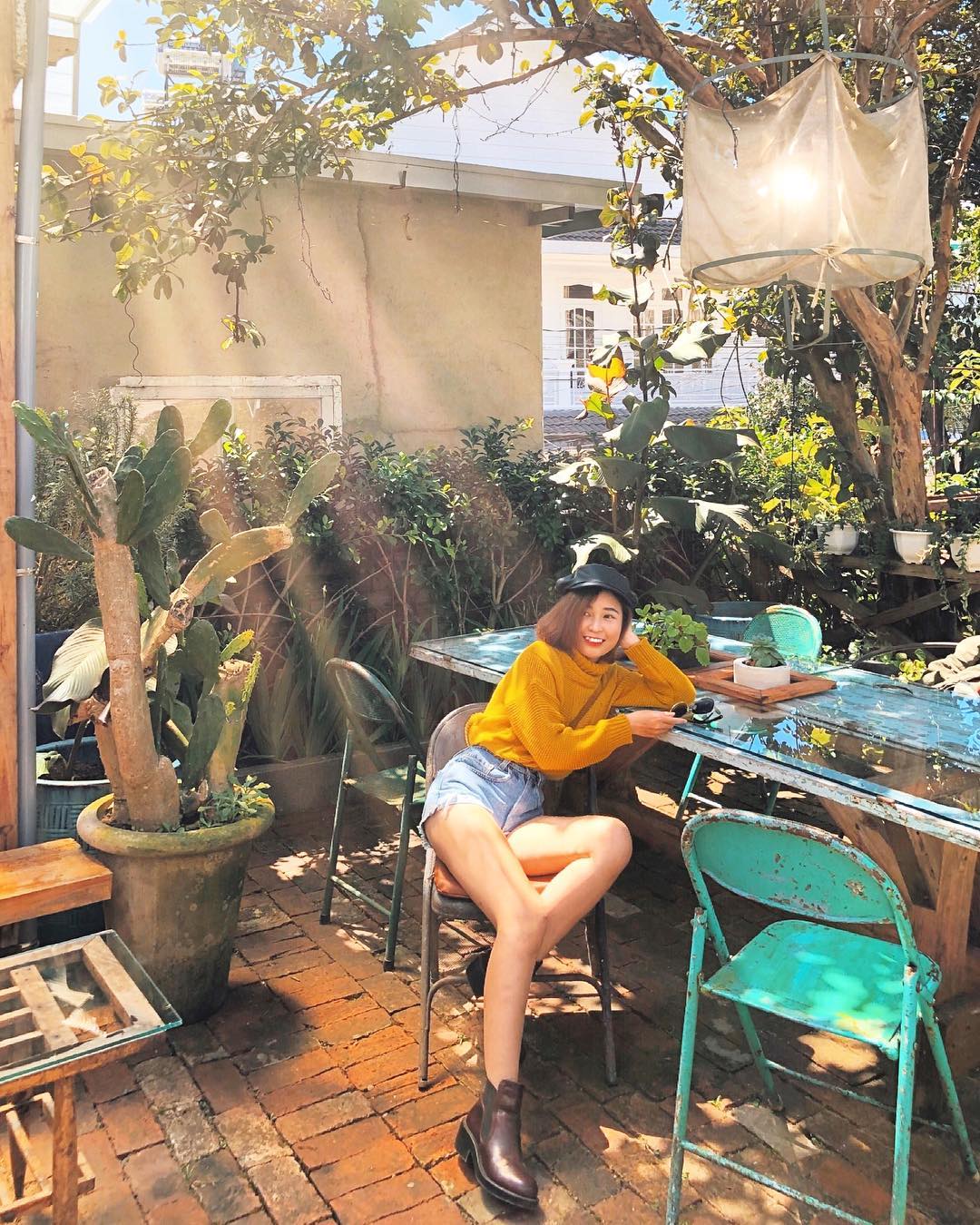 Góc sống ảo tại Route 66 Café Đà Lạt