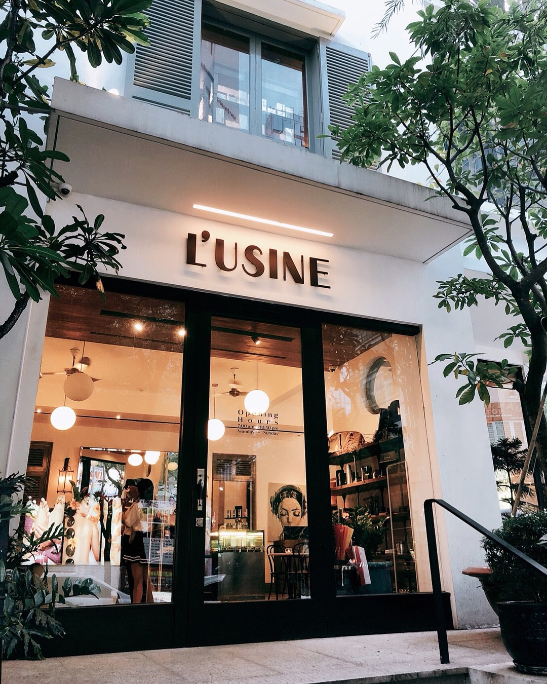 L’Usine quán cafe Sài Gòn sang chảnh