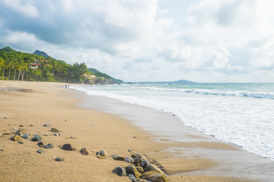 5. Sayulita (Mexico): Ở Mexico có rất nhiều những lựa chọn để nghỉ ngơi, tuy nhiên nếu bạn muốn tìm đến một nơi không ai có thể “làm phiền” thì không đâu lý tưởng bằng Sayulita.