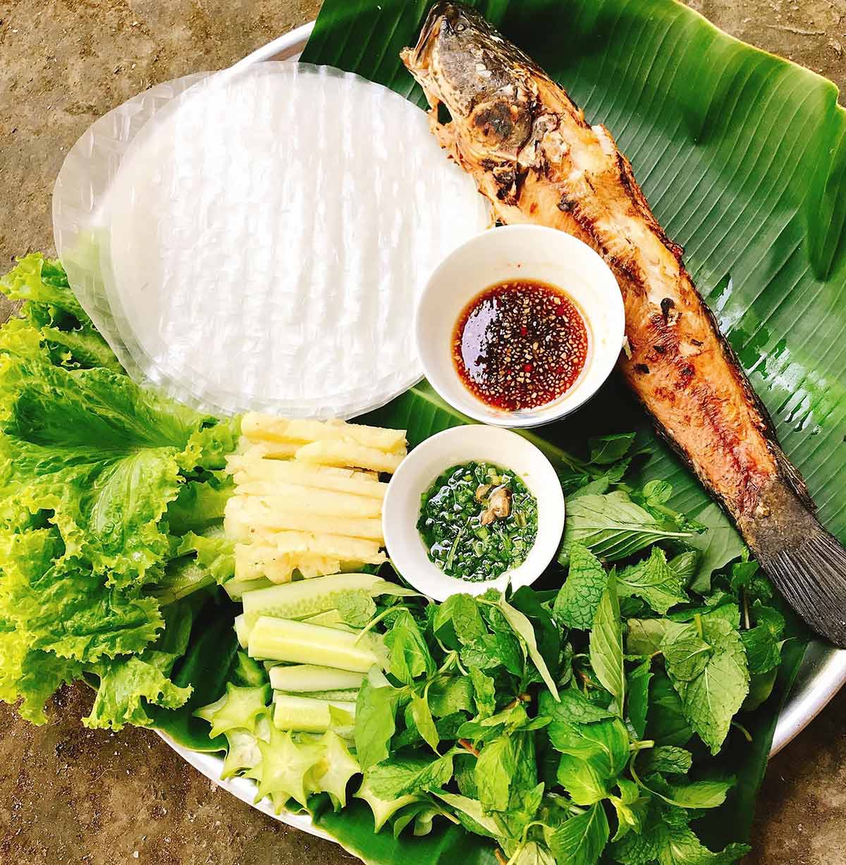 Cá lóc nướng trui đặc sản Long An