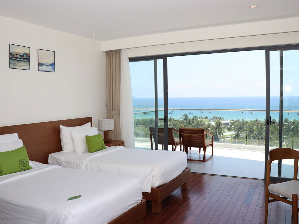 Khu vườn resort Cam Ranh Riviera Beach