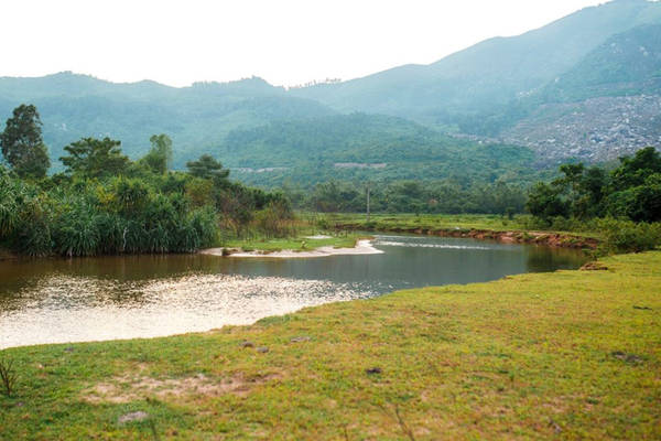 Làng Vân có 3 bãi chính để cắm trại