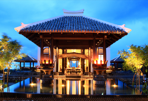 Trong năm 2015, khu nghỉ dưỡng đã không ngừng nâng cao chất lượng dịch vụ xứng tầm với đẳng cấp và danh hiệu “Khu nghỉ dưỡng sang trọng nhất thế giới năm 2014”.