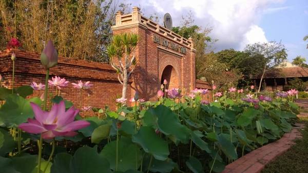 Trường Đại học Phan Thiết với kiến trúc đẹp như resort