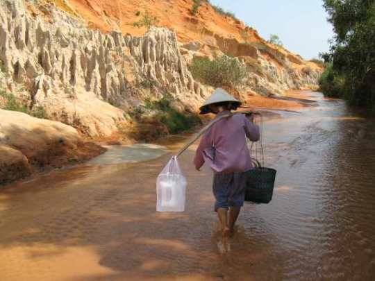 canyon-mui-ne Mũi Né qua góc nhìn của du khách nước ngoài
