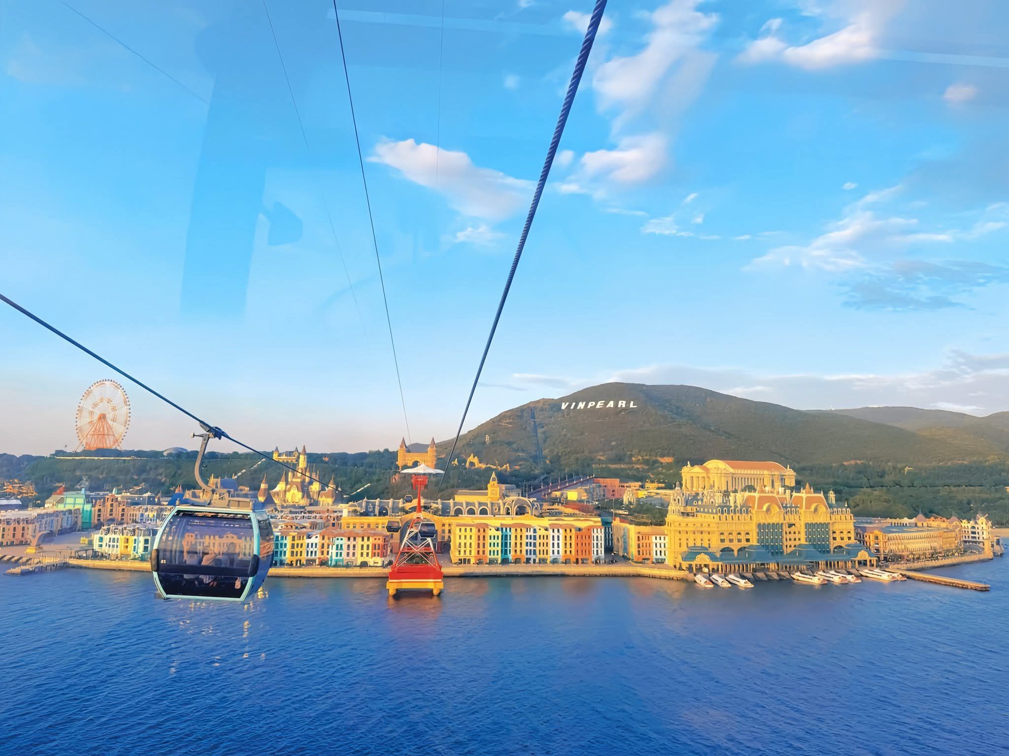 Tuyến cáp treo Việt Nam vượt biển Nha Trang