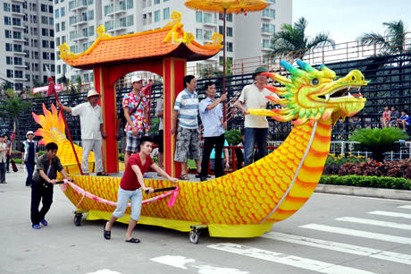 Carnaval Hạ Long 2014 với hàng ngàn người luyện tập trên đường Hoàng Quốc Việt