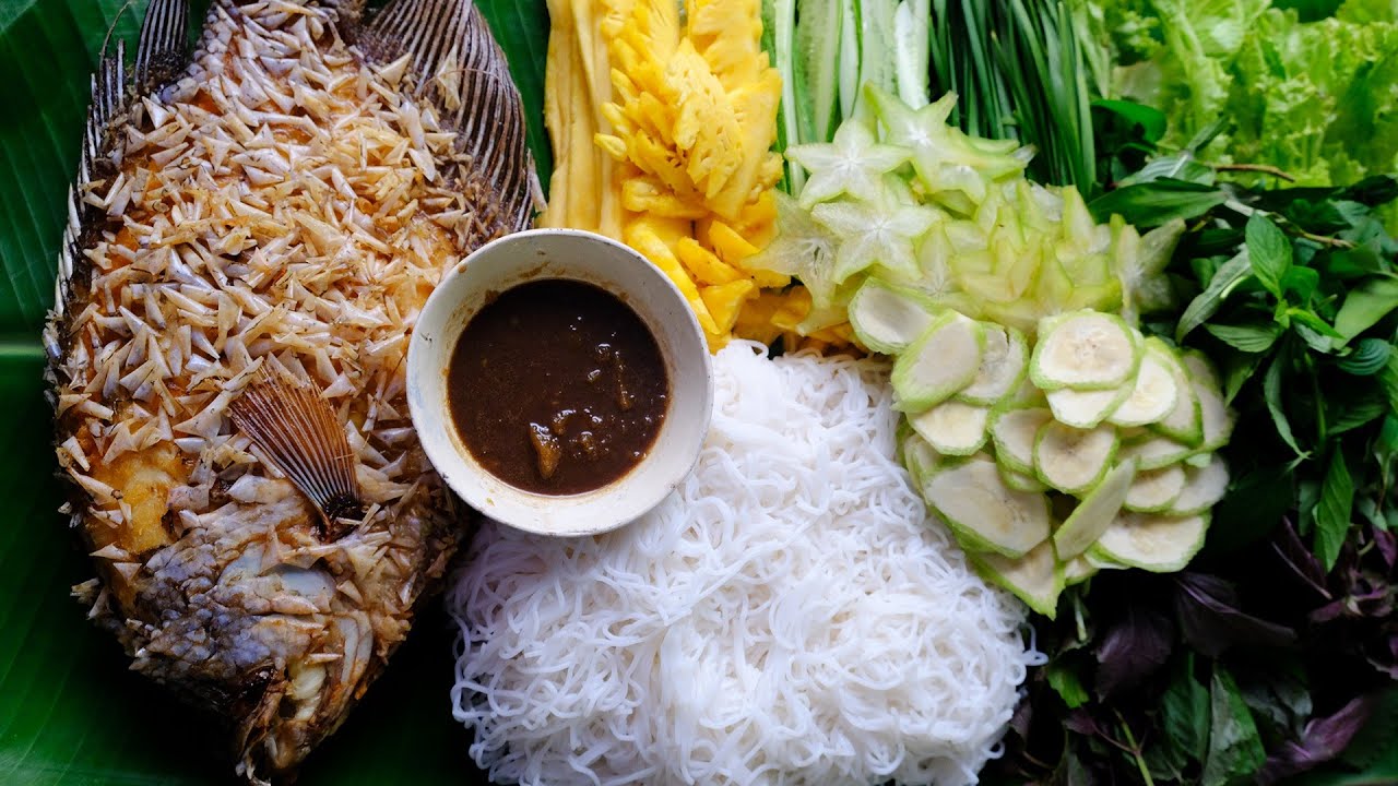 Cá tai tượng chiên xù đặc sản Vĩnh Long