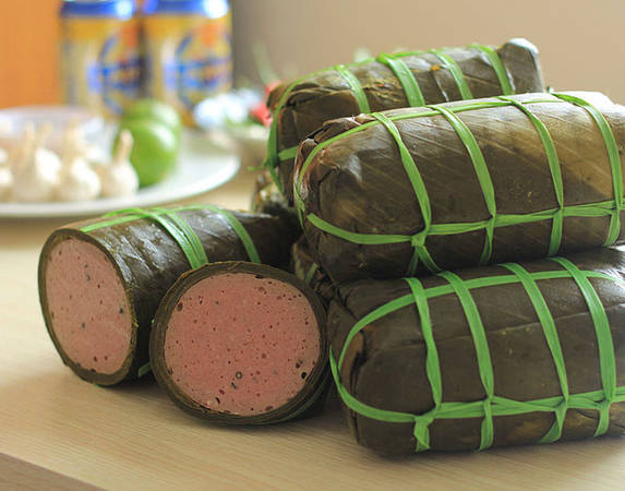 Chả bò Đà Nẵng đặc sản nổi tiếng