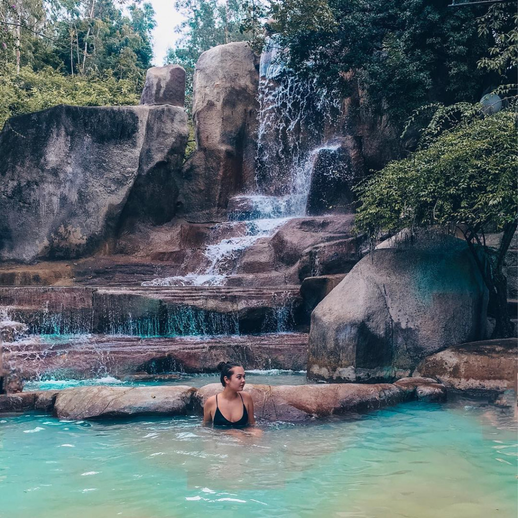 Tắm khoáng ở i-Resort. Ảnh: @kochmarevamarie