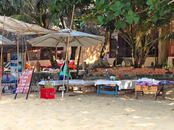 Cửa hàng massage ven biển Phú Quốc