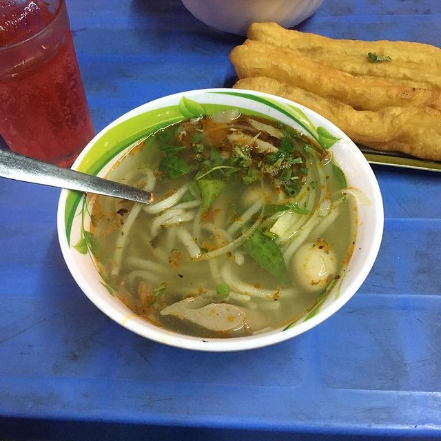 chao-cho-nam-o-ivivu-4 cháo chờ nam ô