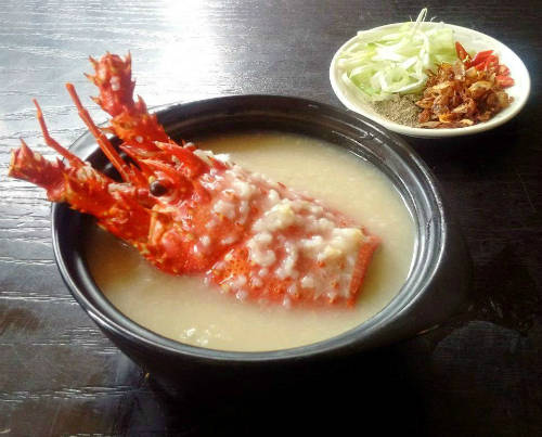 Du lịch Nha Trang thưởng thức cháo tôm hùm, gỏi cá mai