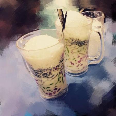 Cốc chè Sài Gòn mát lạnh thơm ngon