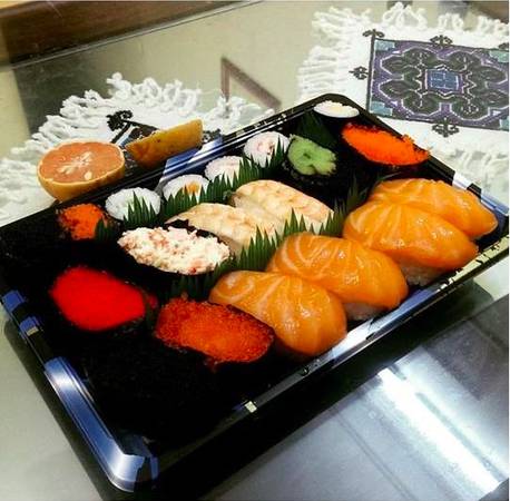 Quầy sushi tự chọn bắt mắt