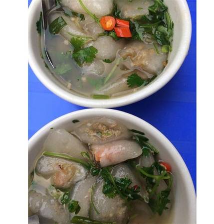Bát bánh bột lọc chan thơm ngon giá rẻ