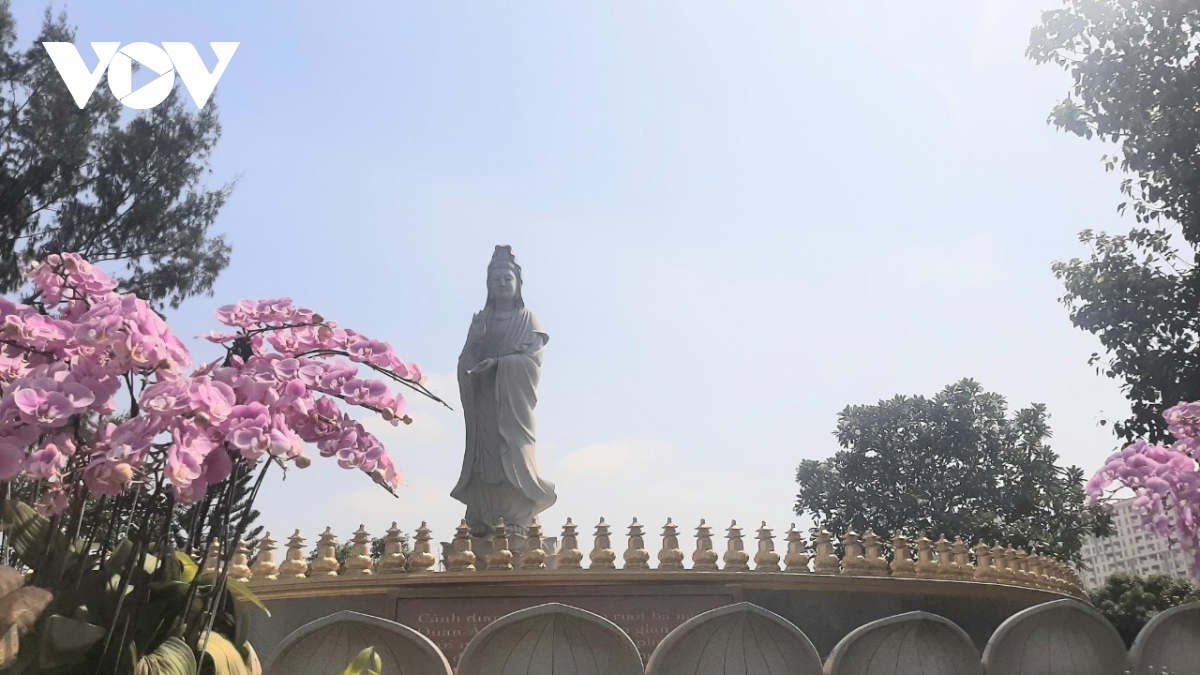 Tượng Bồ tát Quán Thế Âm. Ảnh: vov.