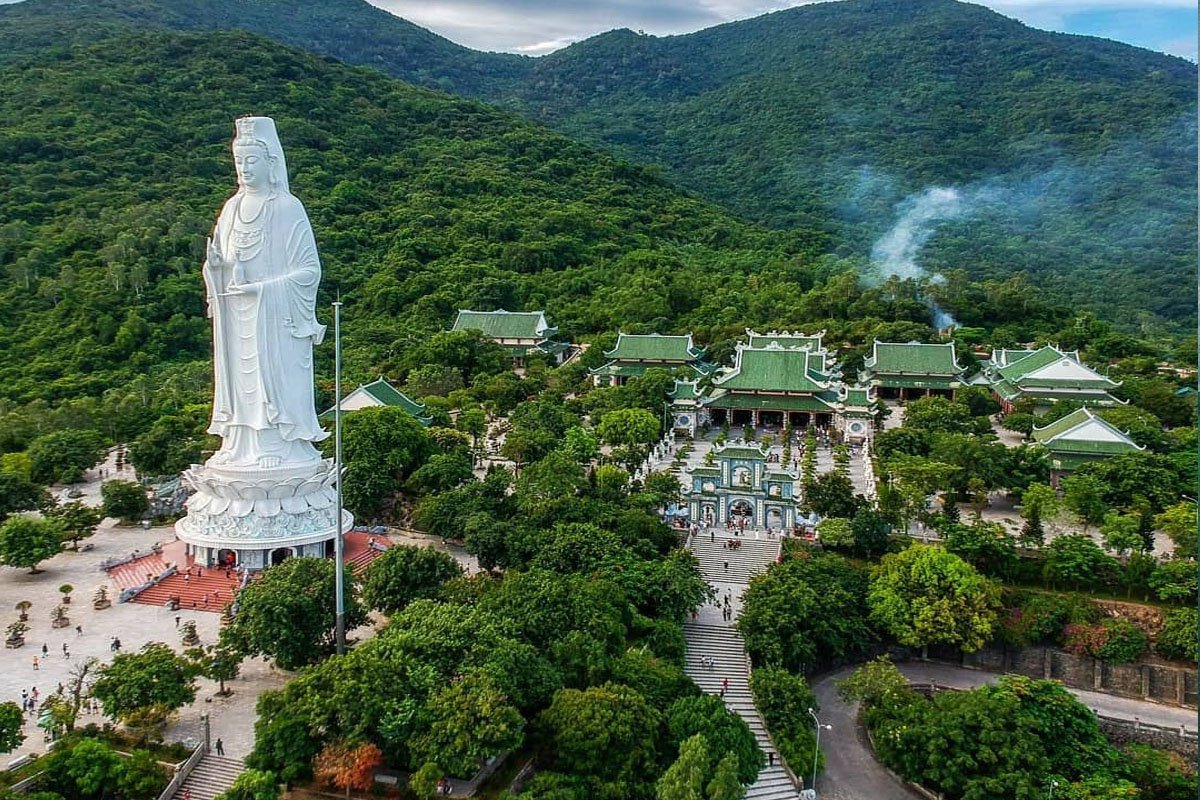Chùa Linh Ứng Bãi Bụt Đà Nẵng