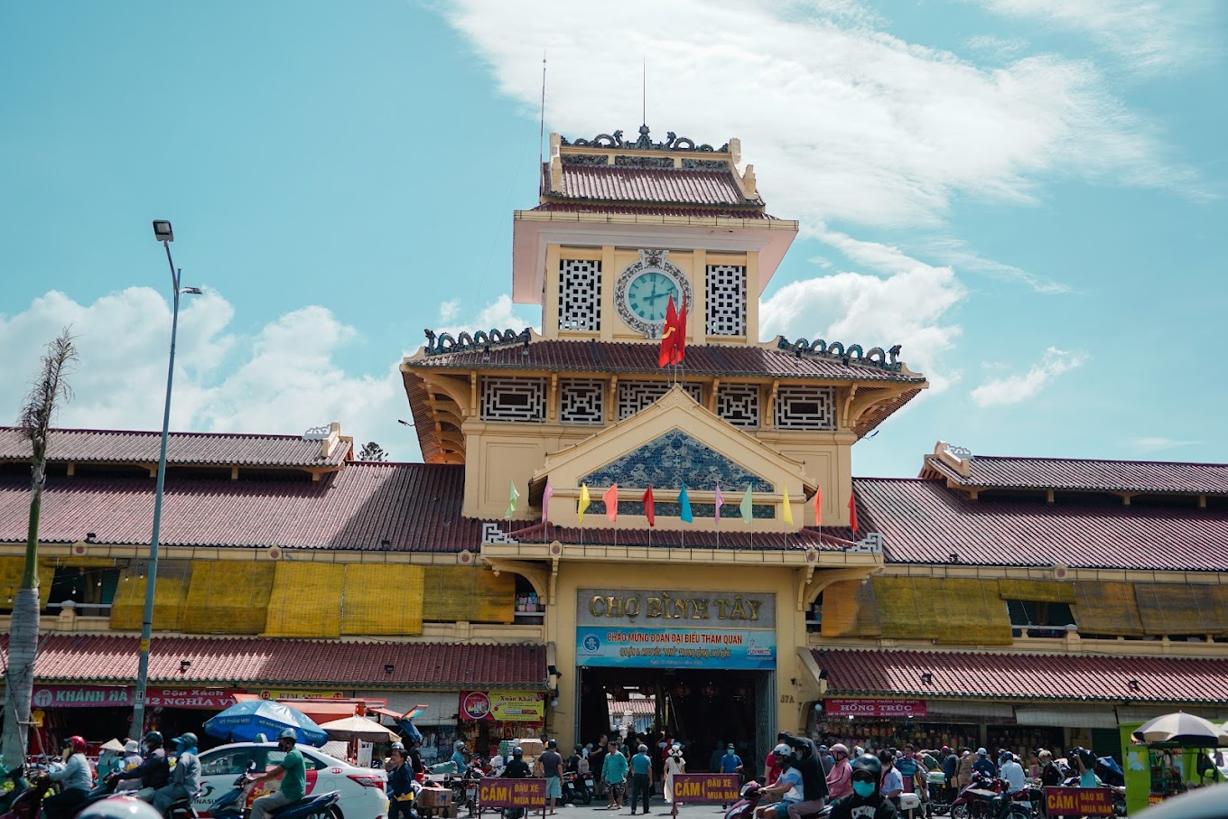 Chợ Bình Tây, quận 6. Ảnh: BiGBoY BKK.