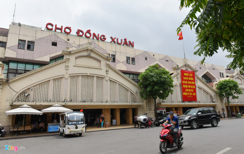 Chợ Đồng Xuân điểm đến du lịch Hà Nội