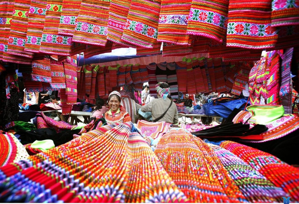 Chợ Sapa tour Sapa 2N2Đ