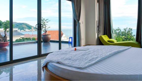 Biệt thự White Villas Vũng Tàu thiết kế kính trong suốt