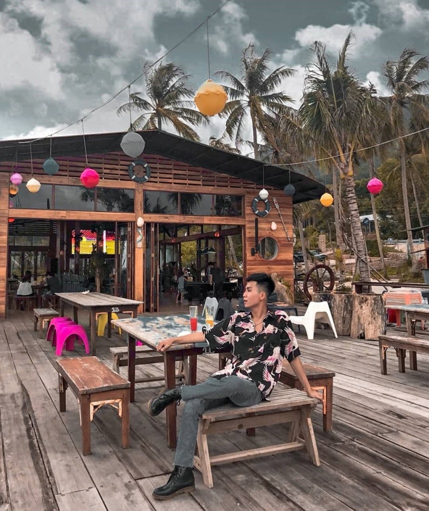 View biển từ Aroi Dessert Cafe