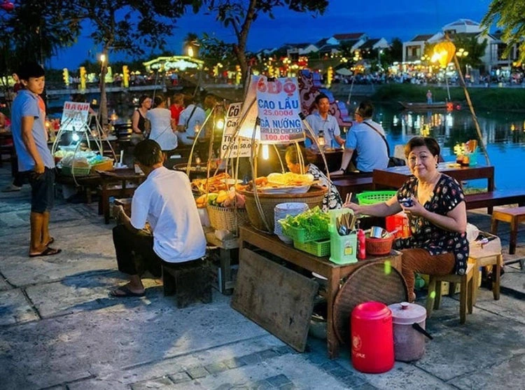 Chợ đêm Hội An