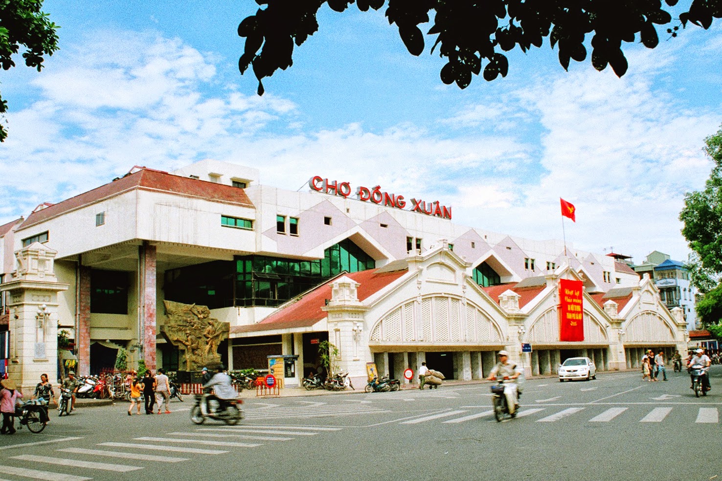 cho-dong-xuan-ha-noi-ivivu