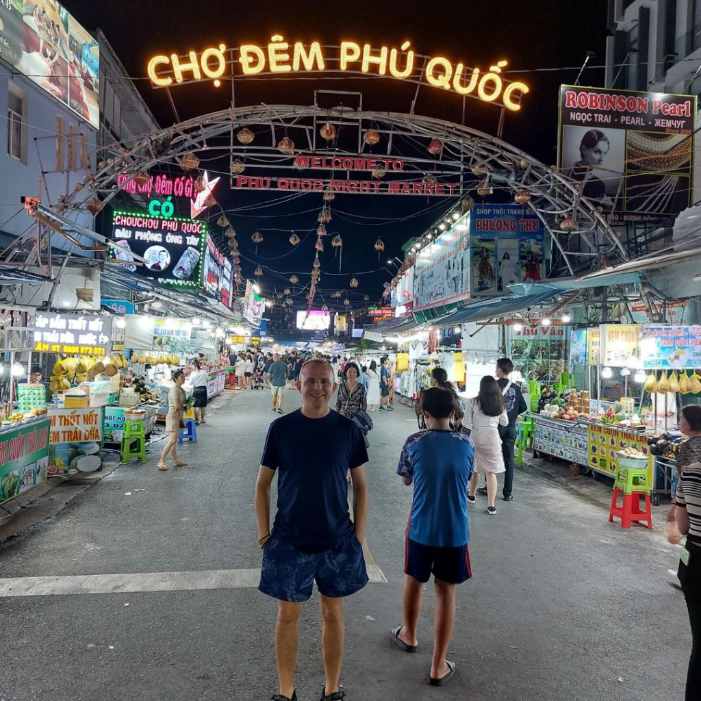 Ẩm thực hải sản tại chợ đêm Phú Quốc