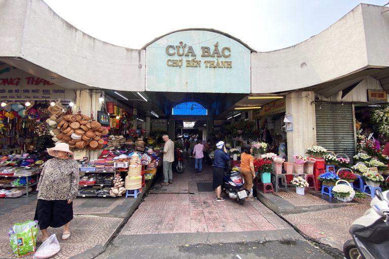 Cửa Bắc chợ Bến Thành Sài Gòn