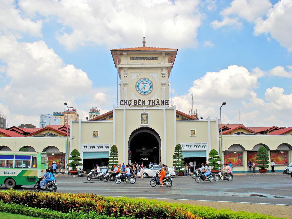 Chợ Bến Thành: Khám phá nét đặc sắc của biểu tượng Sài Gòn