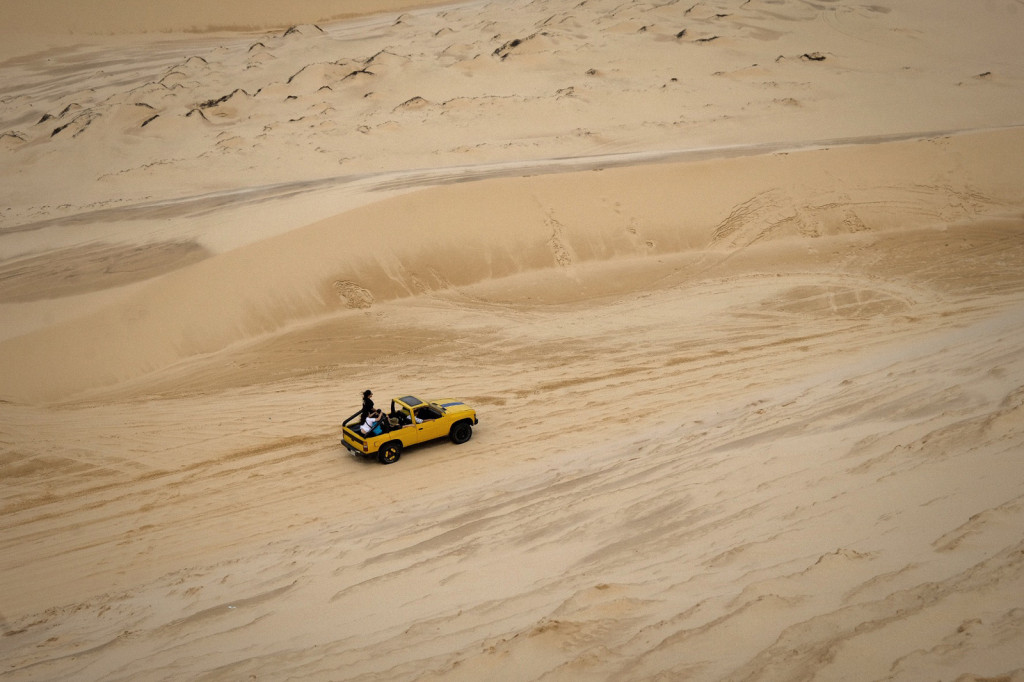 Trượt đồi cát Phan Thiết du lịch Phan Thiết