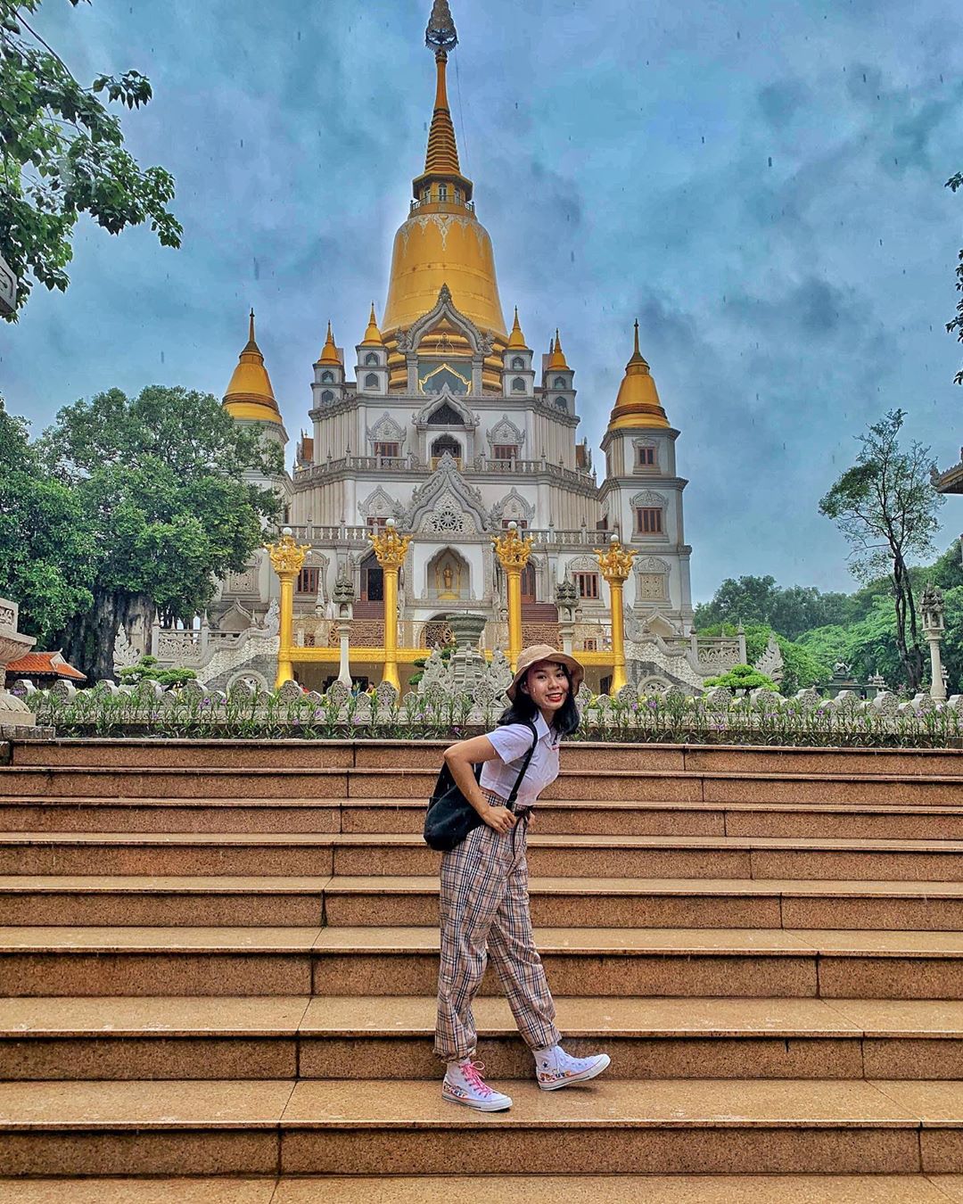 Kiến trúc lộng lẫy chùa Bửu Long