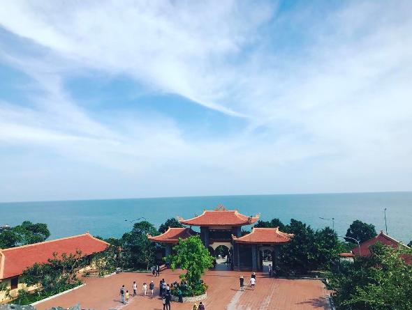 Chùa Hộ Quốc Phú Quốc view biển