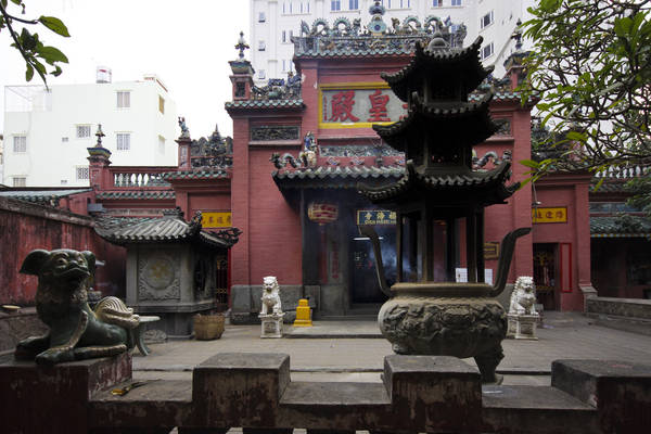 Chùa Ngọc Hoàng ở Sài Gòn