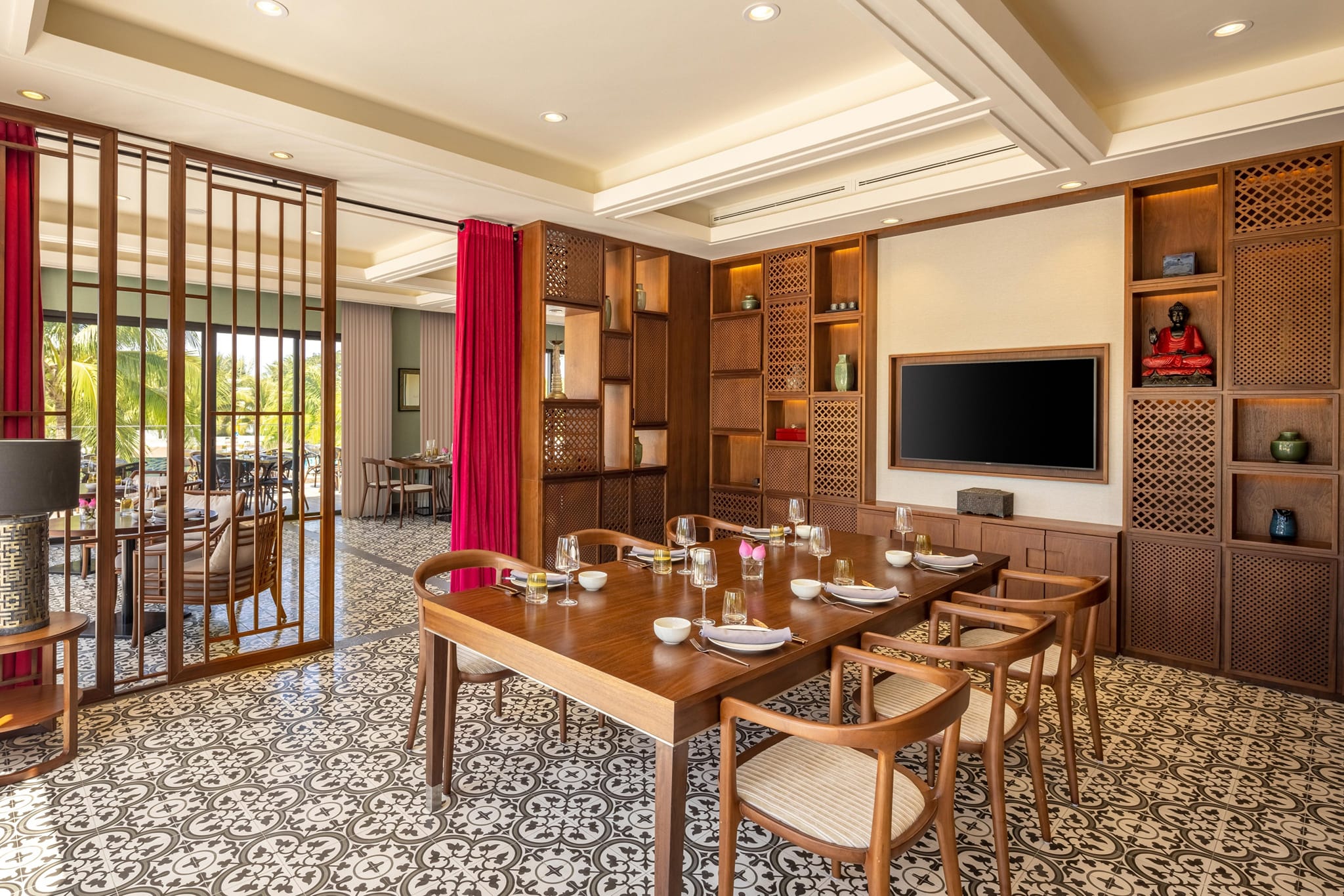 Hệ thống nhà hàng với đa dạng phong cách tại Melia Hồ Tràm Beach Resort