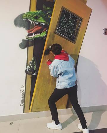 Có cả khủng long nữa. Ảnh: @philong.g