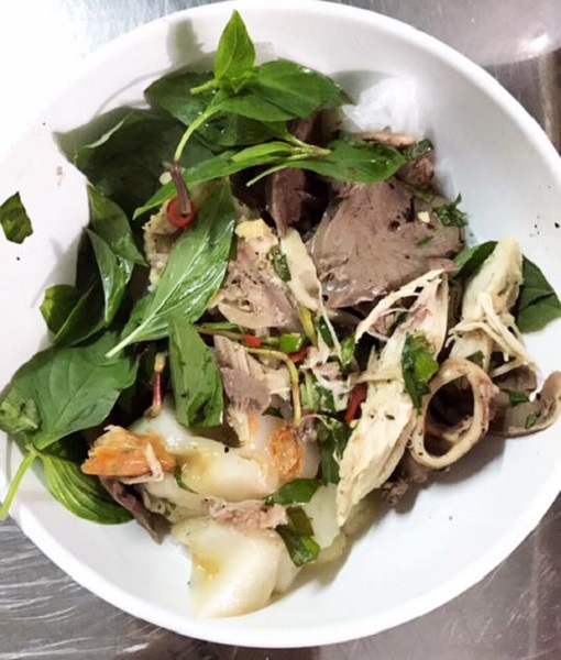 Bánh bèo lòng gà Đà Lạt - Món ăn đặc trưng trong food tour Đà Lạt