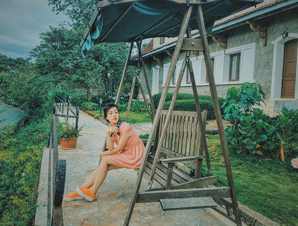 Màn sương sớm bảng lảng ôm lấy thành phố