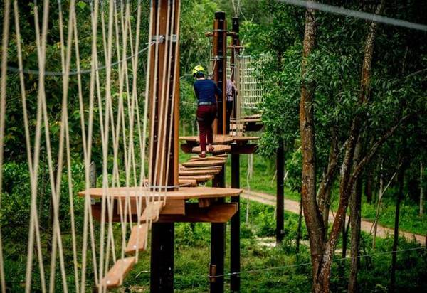 Trò chơi mạo hiểm Highwire tại Huế