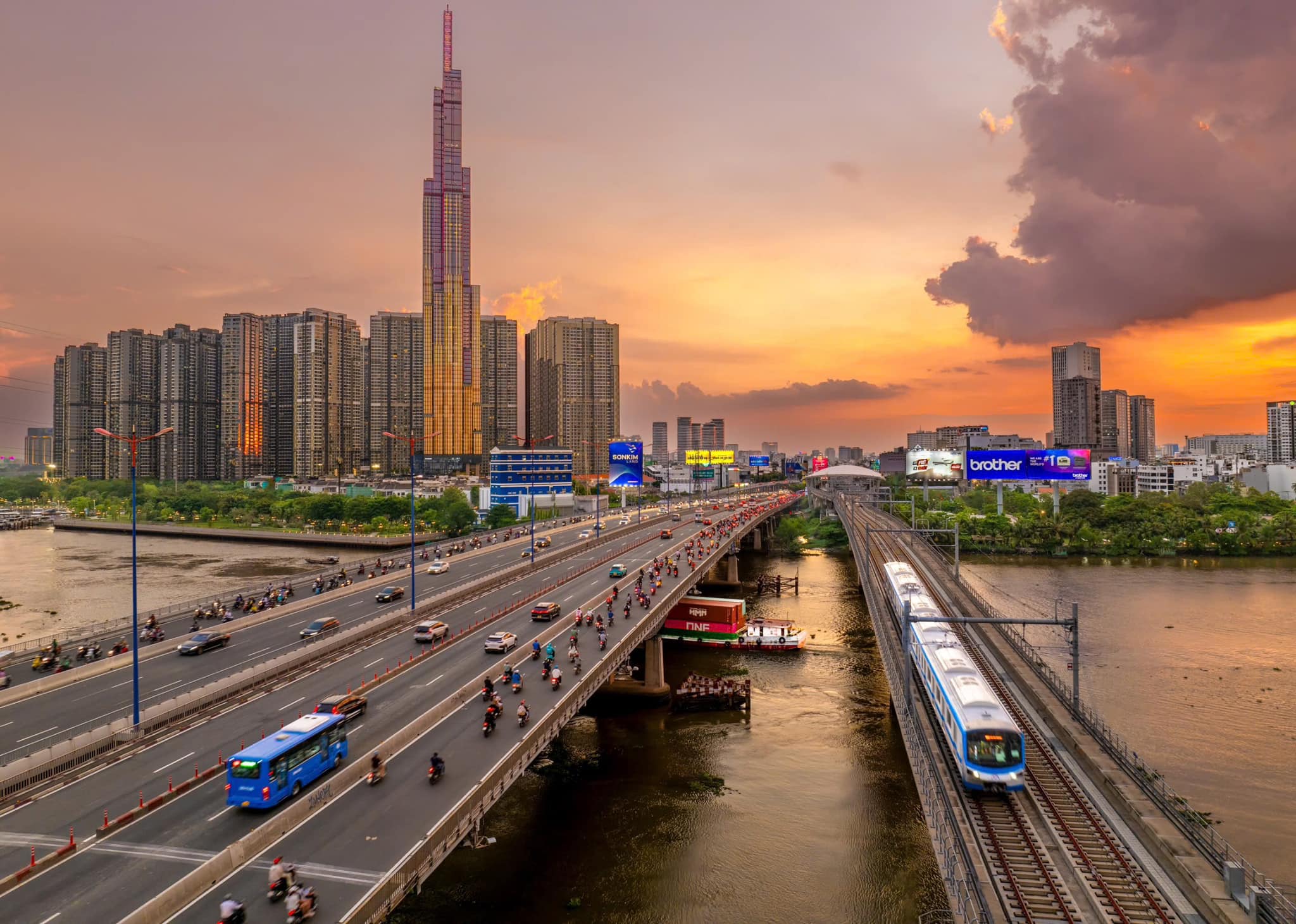 Ga metro Bến Thành Suối Tiên hiện đại dịp Tết