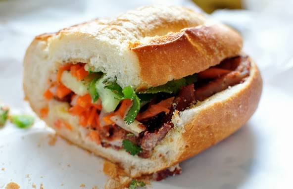 Bánh mì ngon khi du lịch TPHCM