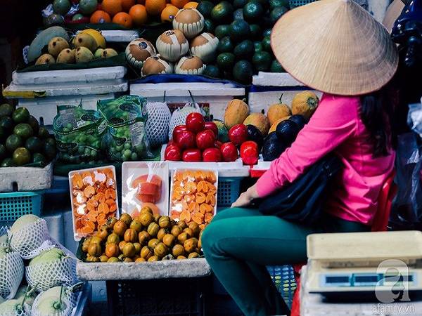 com-vong-hong-ngam-cap-doi-niu-mua-thu-muon-rat-tinh-cua-ha-noi-ivivu-13 com-vong-hong-ngam-cap-doi-niu-mua-thu-muon-rat-tinh-cua-ha-noi-ivivu-13