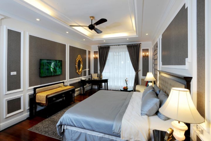 View sông Hồng từ khách sạn New Era