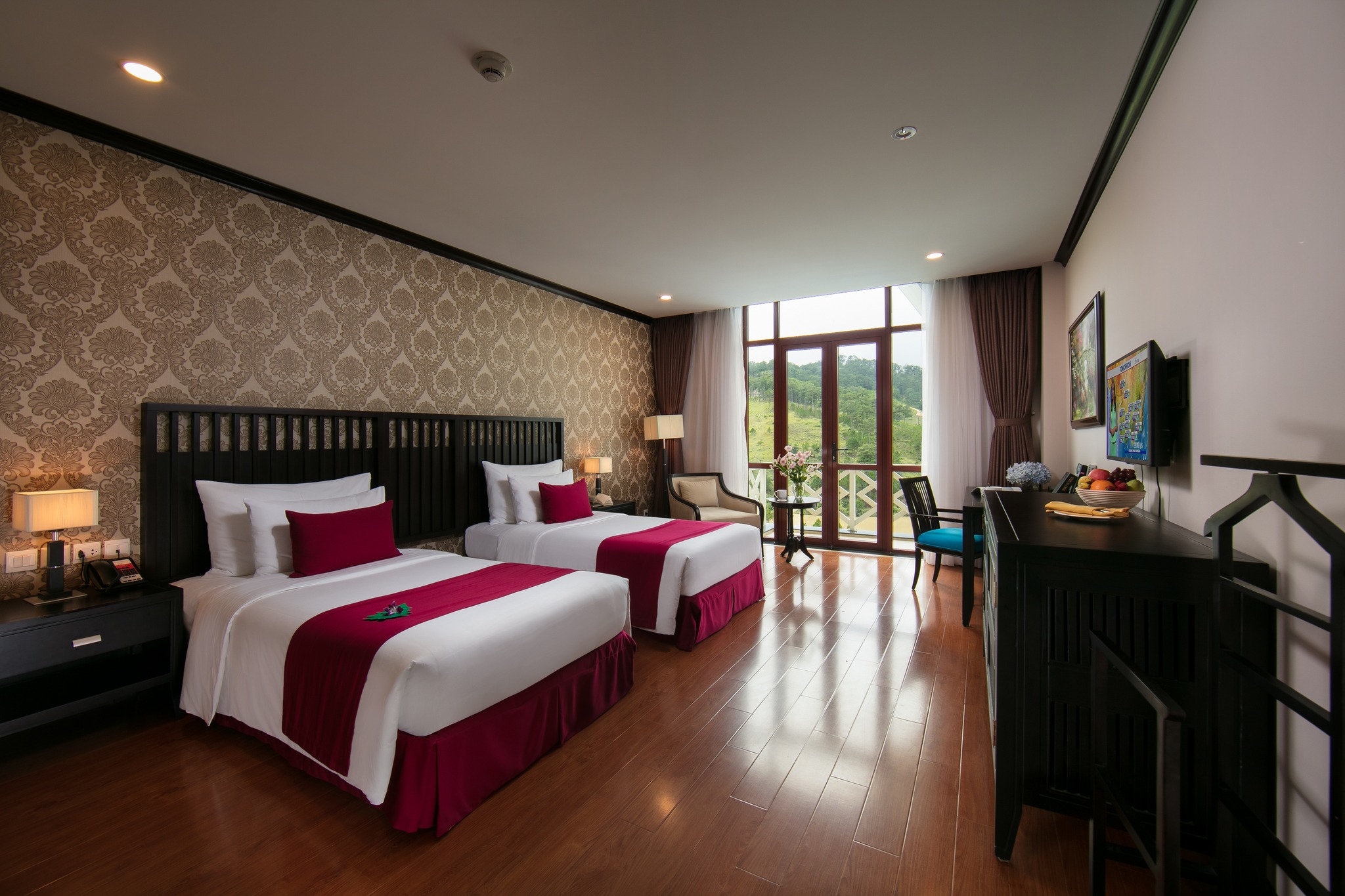 Phòng ngủ tiện nghi hiện đại tại Swiss-Belresort Tuyền Lâm Đà Lạt