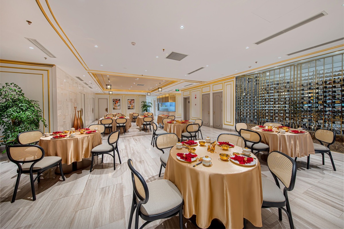 Nhà hàng sang trọng Dolce Hà Nội