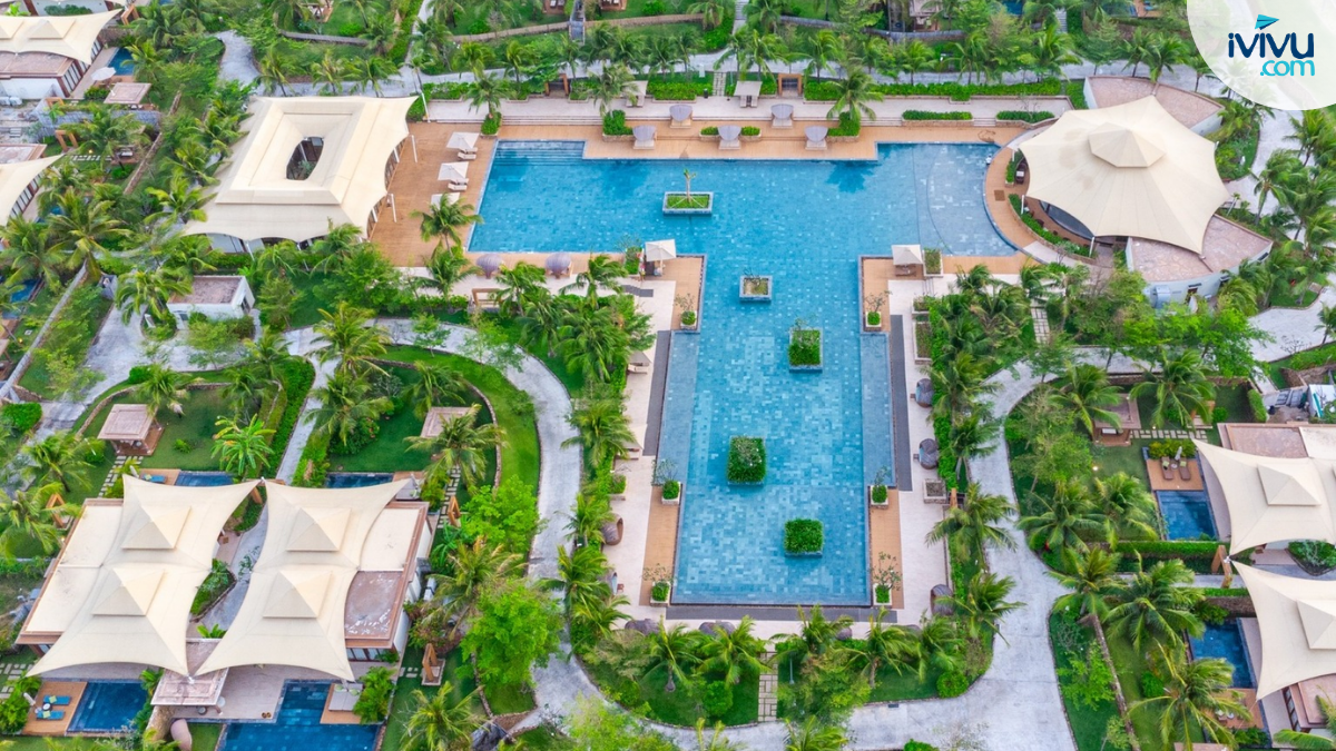 Biệt thự hồ bơi riêng tại Fusion Resort Cam Ranh với không gian hòa cùng thiên nhiên