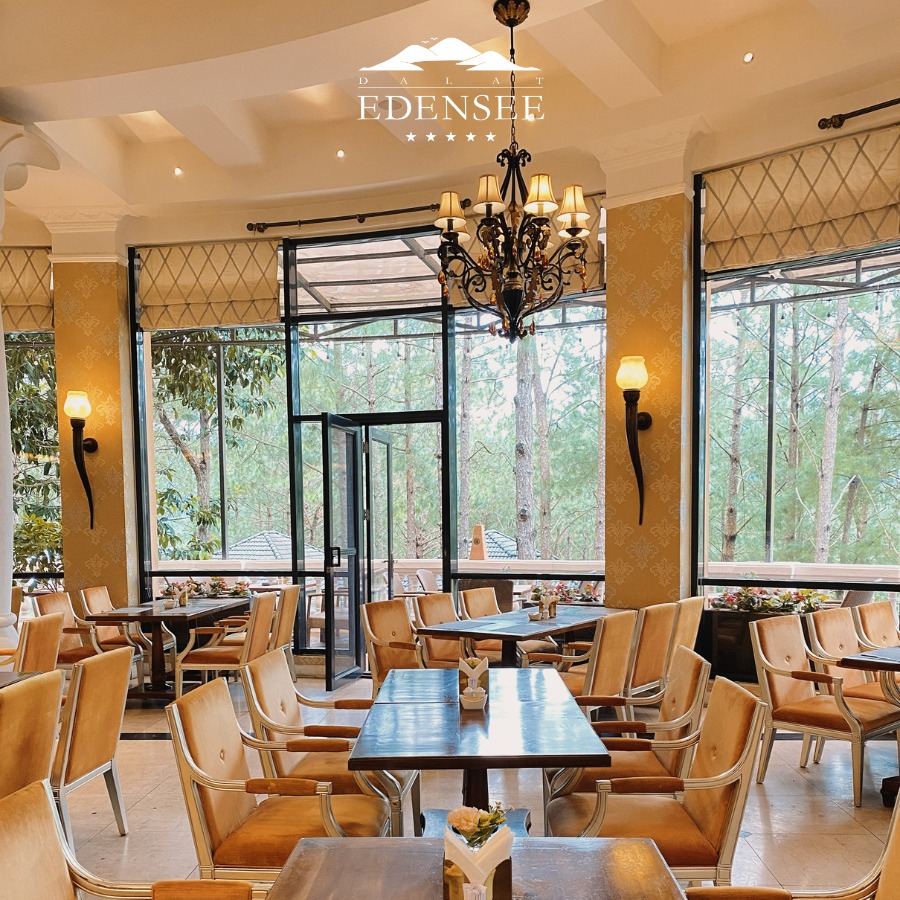 Nhà hàng Riesling tại resort Đà Lạt 5 sao